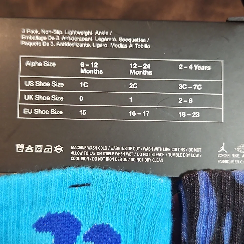 JORDAN 3 PACK BABY/TODDLER SOCKS: NEW IN PACKAGE: SIZE 12-24 MTH